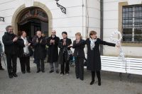 Ministryně kultury symbolicky odemyká sezonu a zahajuje výstavu na zámku Vizovice, duben 2012